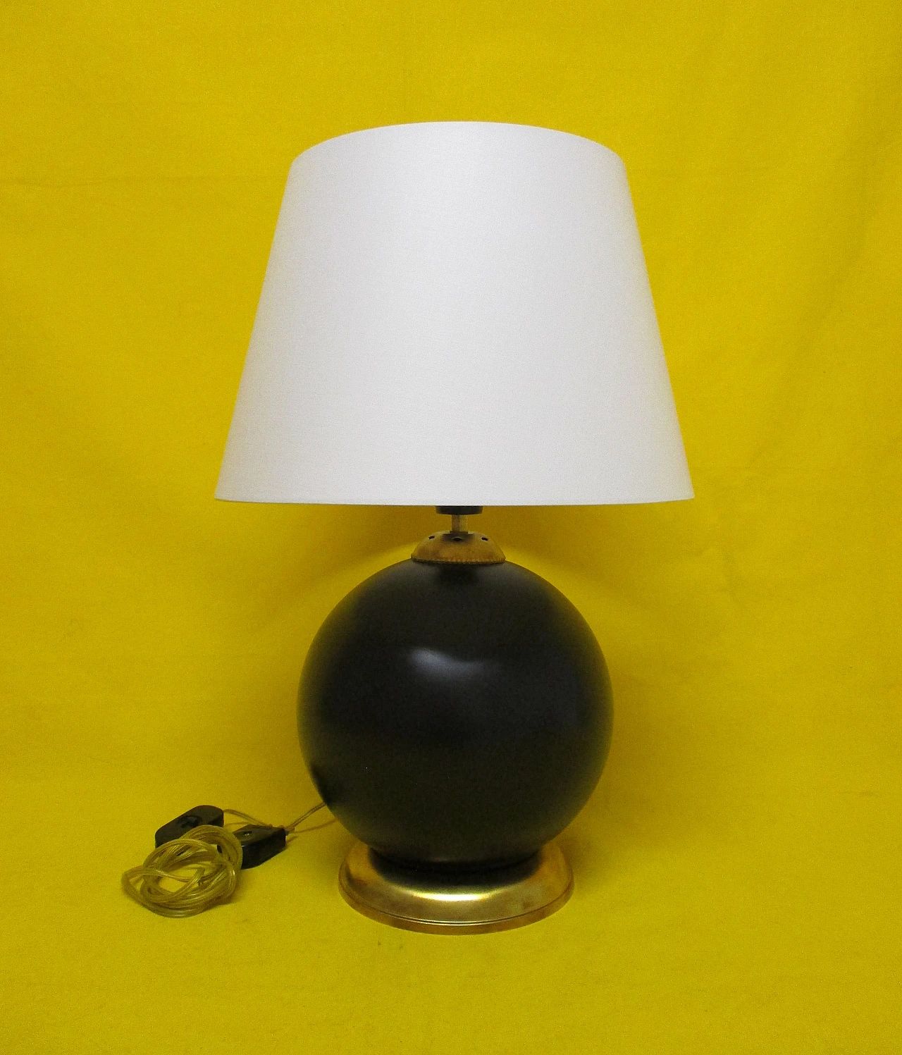 Spherical ceramic lamp from the 1960s 1