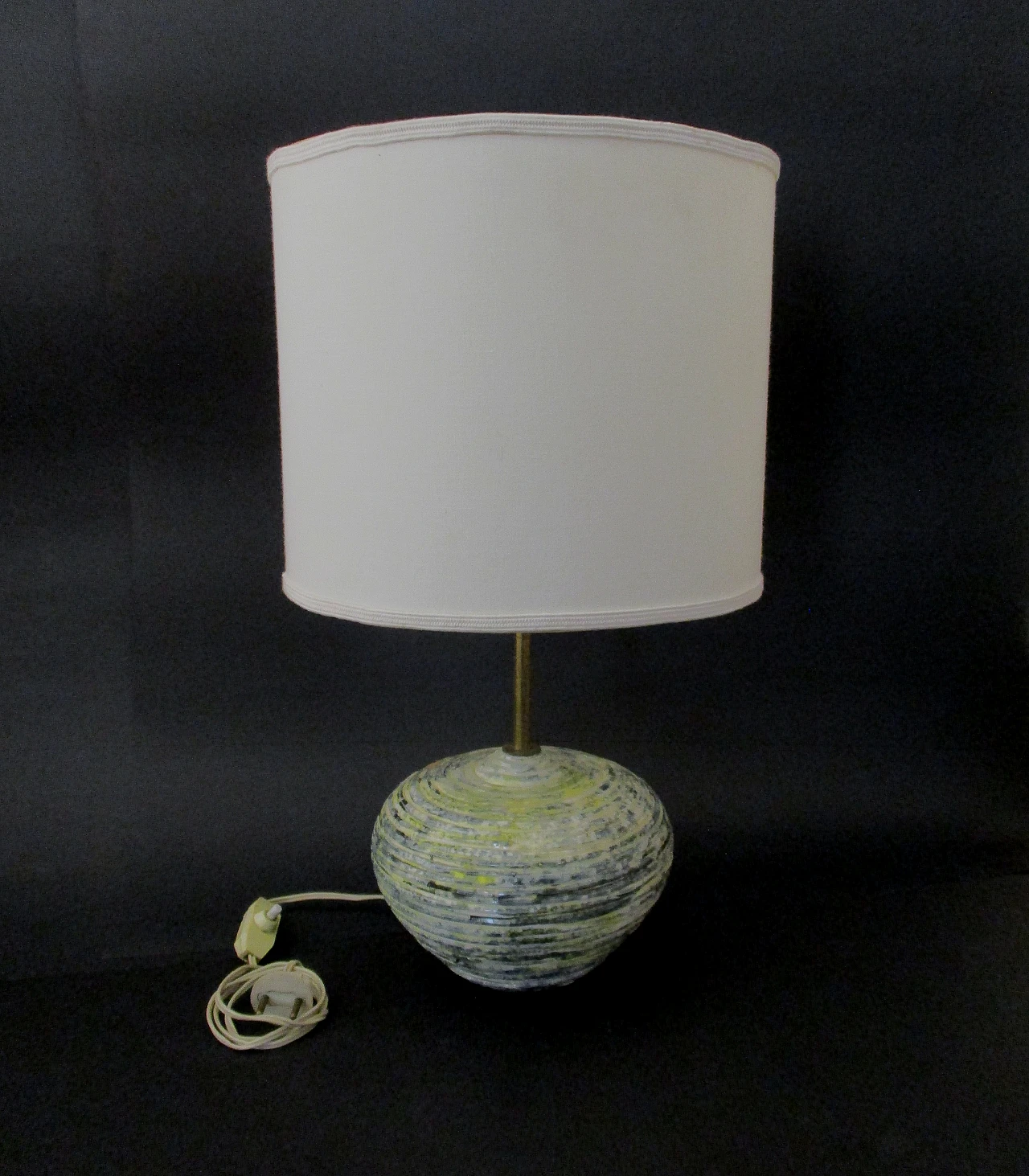 Artistic painted porcelain lamp from the 1950s 4