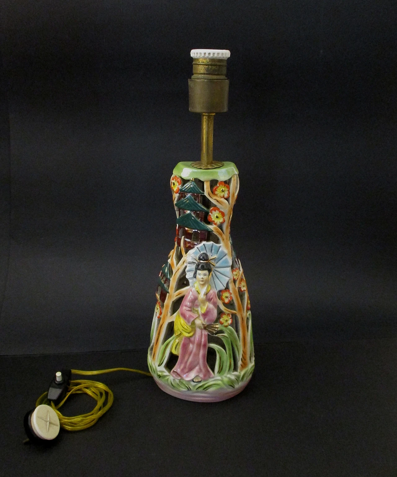 Oriental ceramic lamp from the 1950s 6