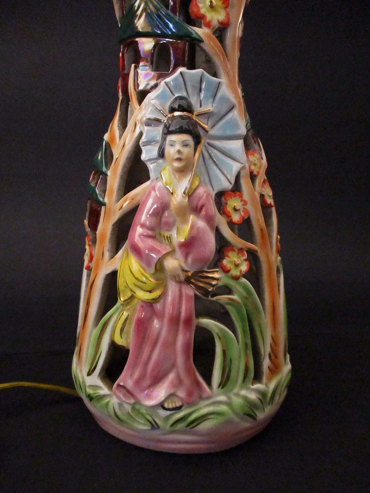 Oriental ceramic lamp from the 1950s 10