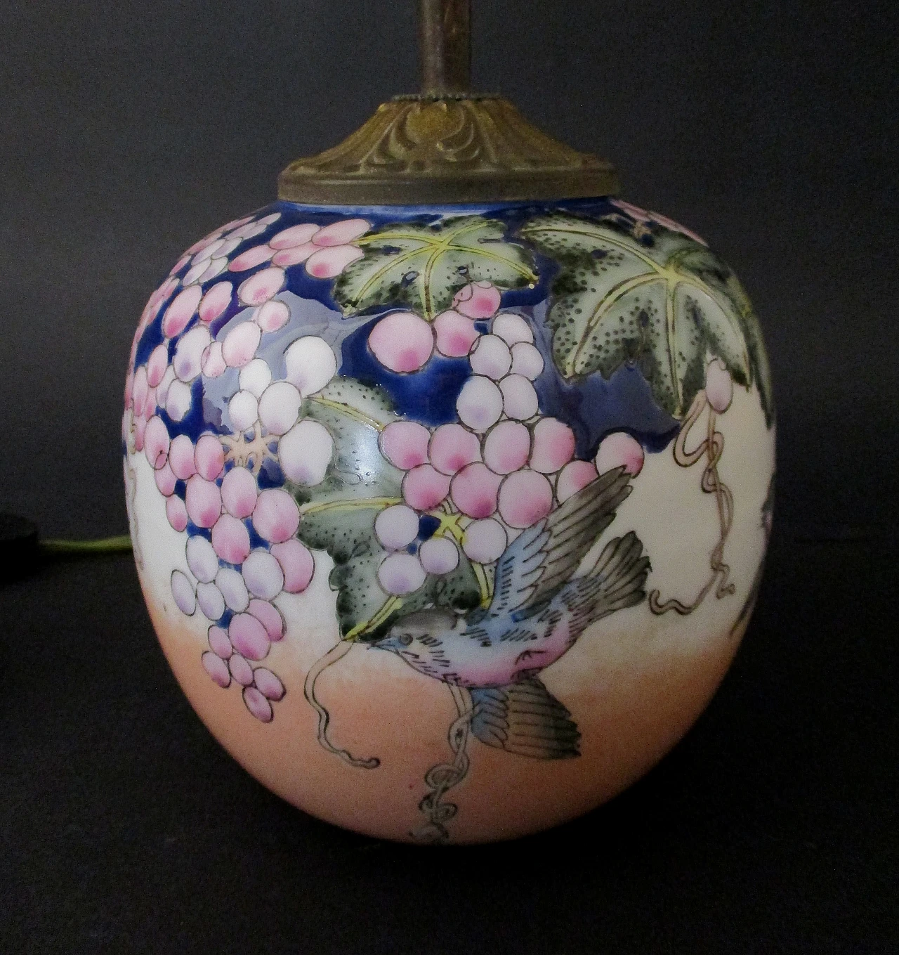 Oriental lamp in painted porcelain from the 1950s 8