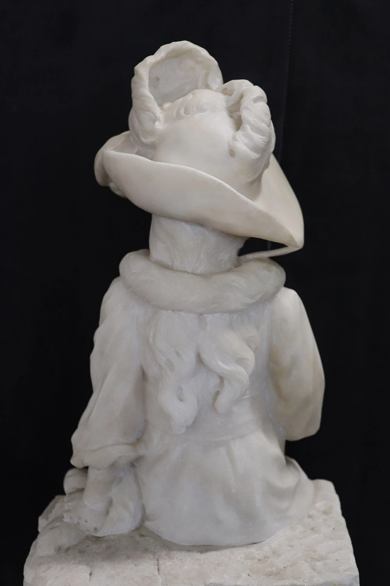 Marble sculpture, 19th century 9