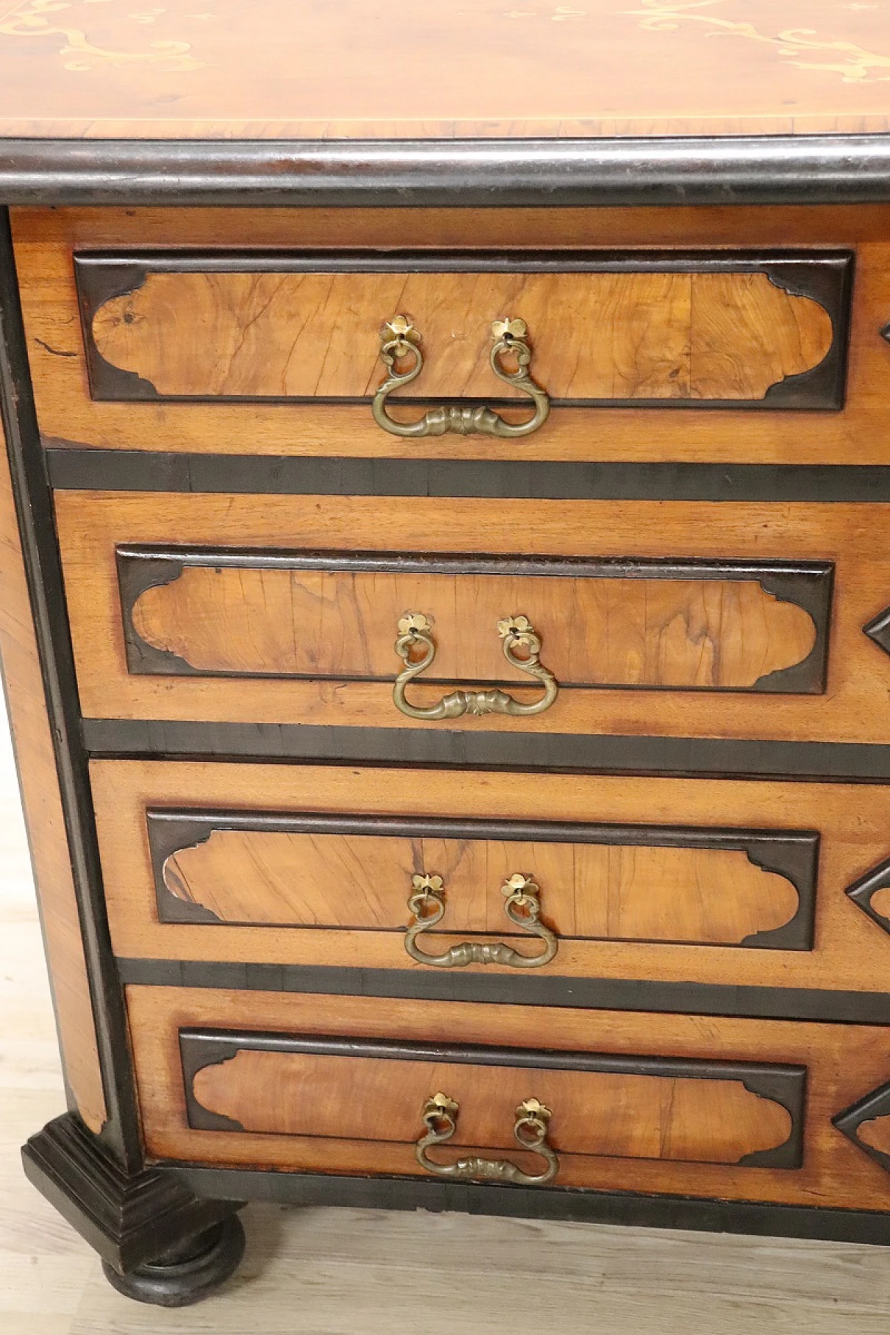 Majestic antique chest of drawers, 17th century 9