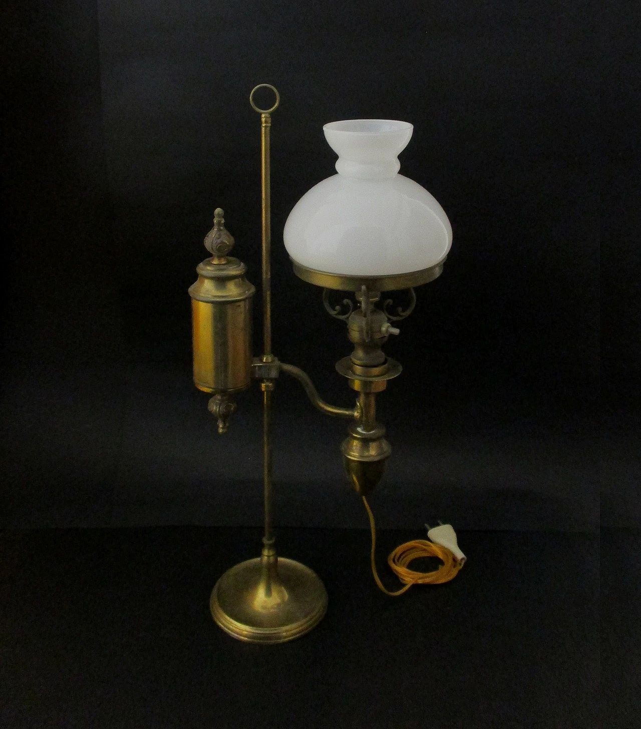 Liberty desk lamp in brass and glass, 20th century 1