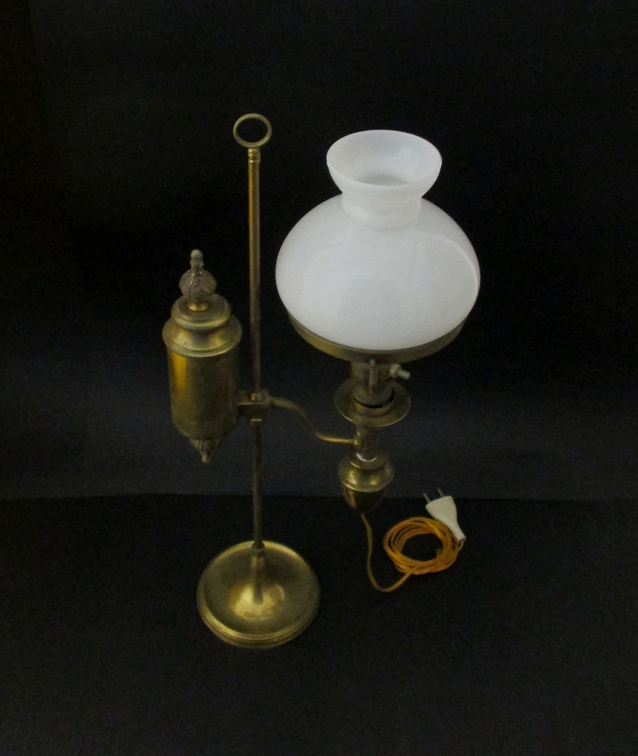 Liberty desk lamp in brass and glass, 20th century 3