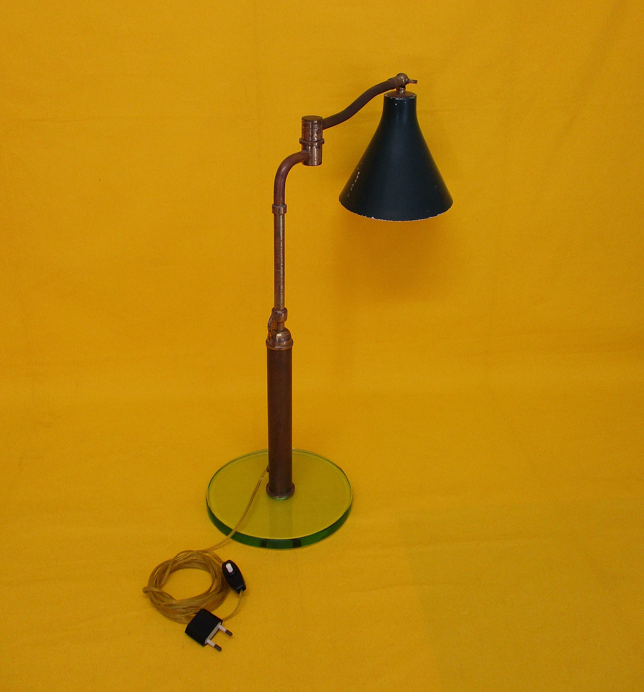 Pietro Chiesa lamp for Fontana Arte in brass and glass, 1940s 2