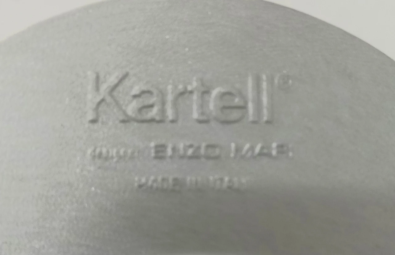 Posacenere Clino Kartell Enzo Mari 2