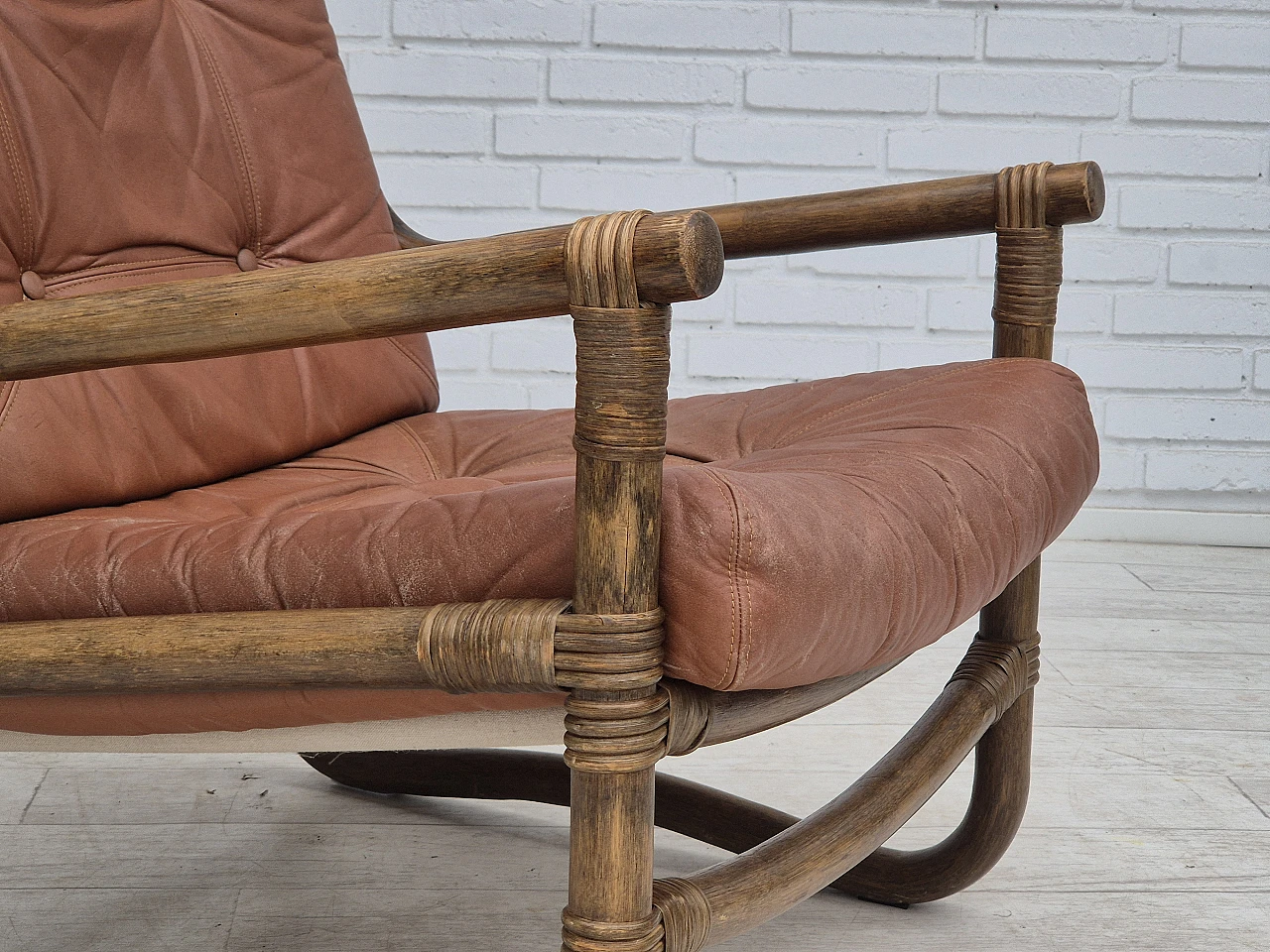 Scandinavian armchair in bamboo, leather, 1970s 3