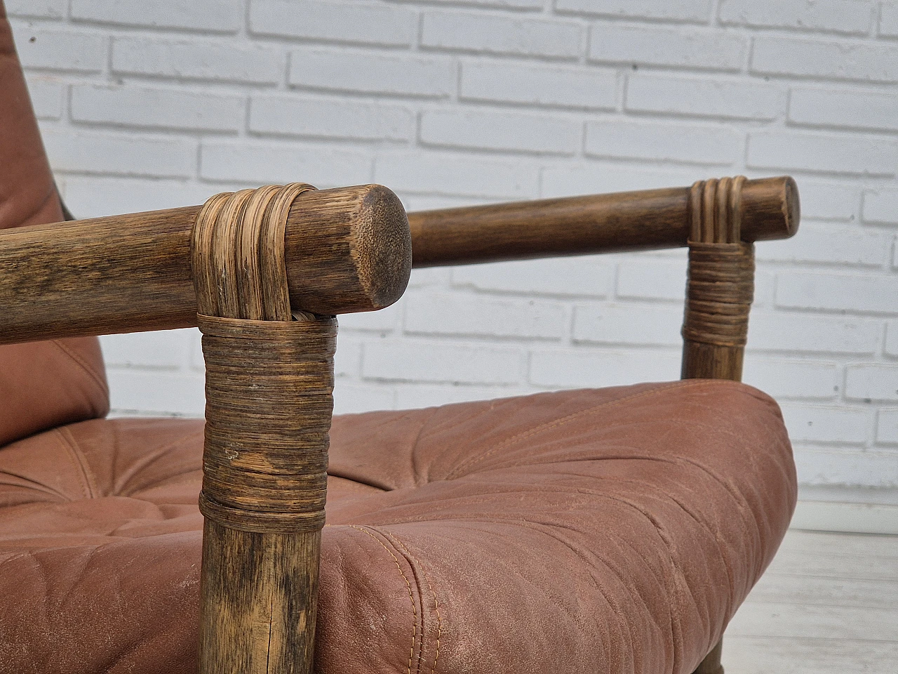 Scandinavian armchair in bamboo, leather, 1970s 4