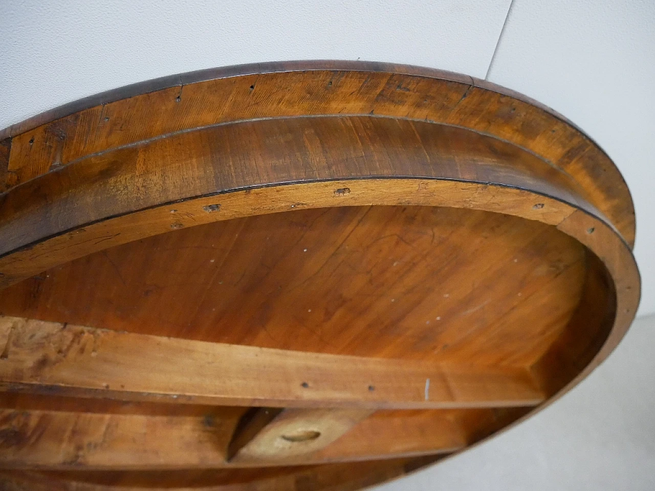 Rolo round table in precious wood, Emilan, late 19th century 5