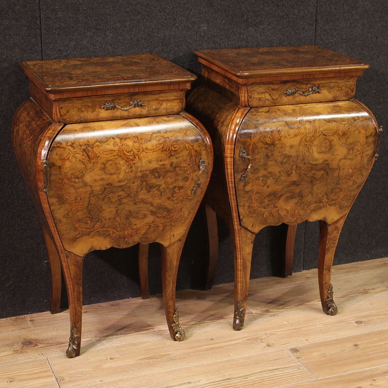 Pair of Louis XV style Lombard bedside tables, 20th century 1