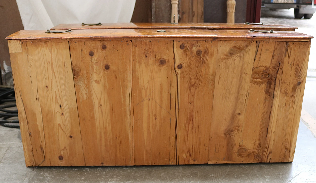 Neoclassical Italian chest of drawers, 18th century 6