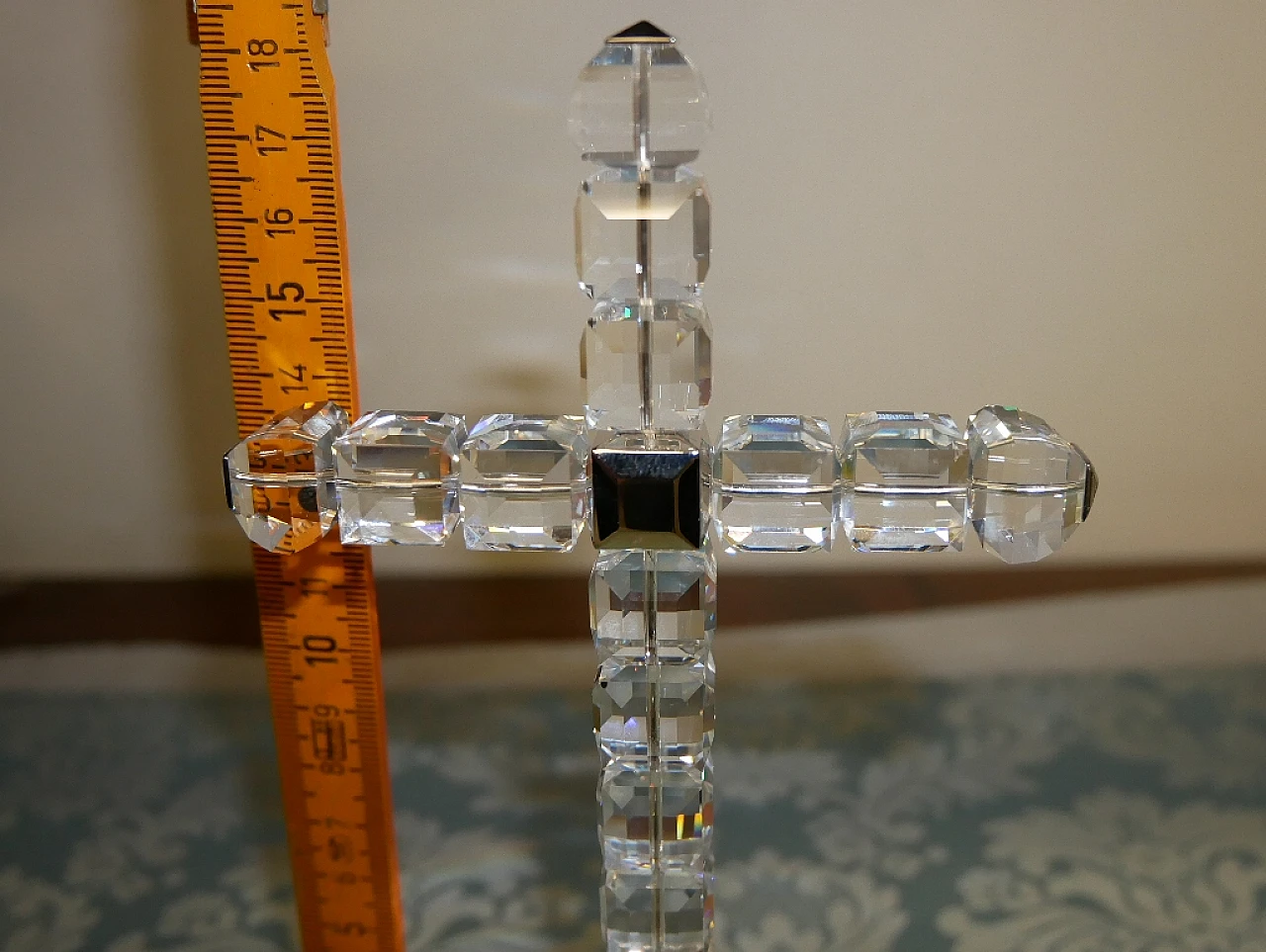 Swarovski crystal light cross 8