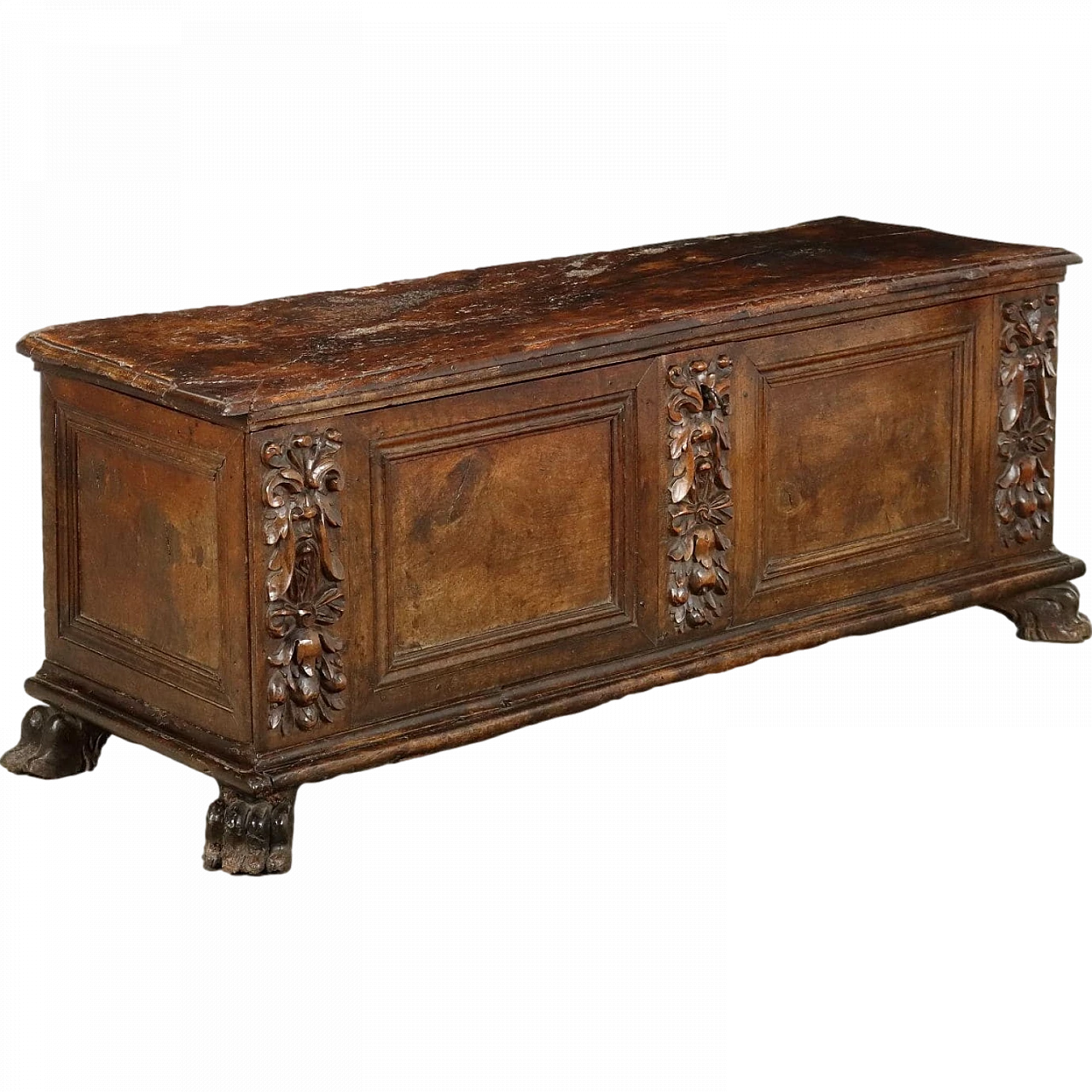 Baroque walnut chest, early 18th century 11