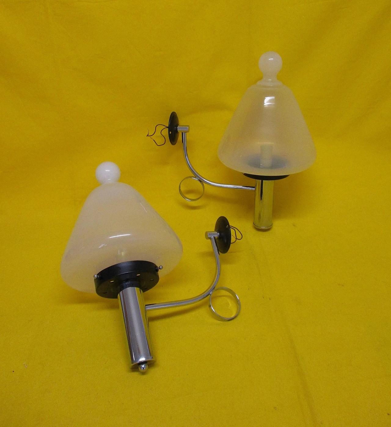 Pair of Carlo Nason metal glass wall lights from the 1960s 4