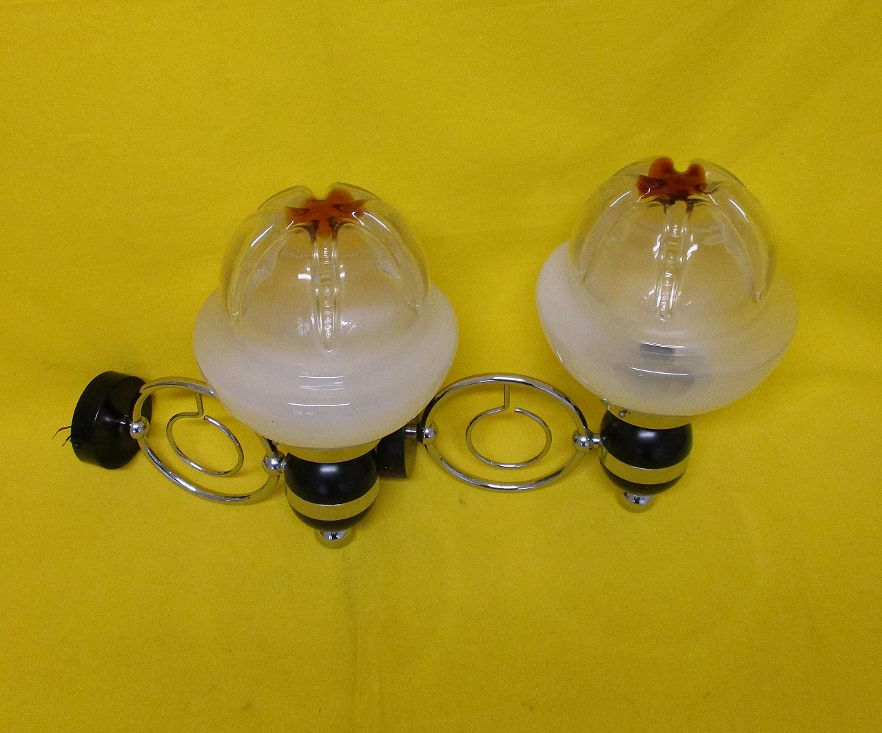 Pair of Toni Zuccheri wall lamps for Mazzega in metal, Murano glass, 1960s 5