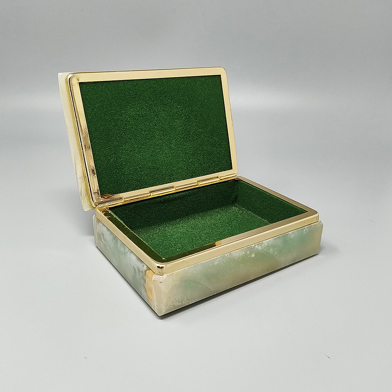 1960s Astonishing Box in Onyx. Made in Italy 6