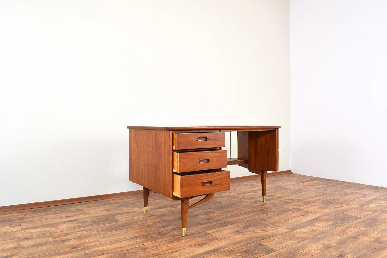 Scrivania Mid-Century in teak organico di Sola Møbler, anni '60 13