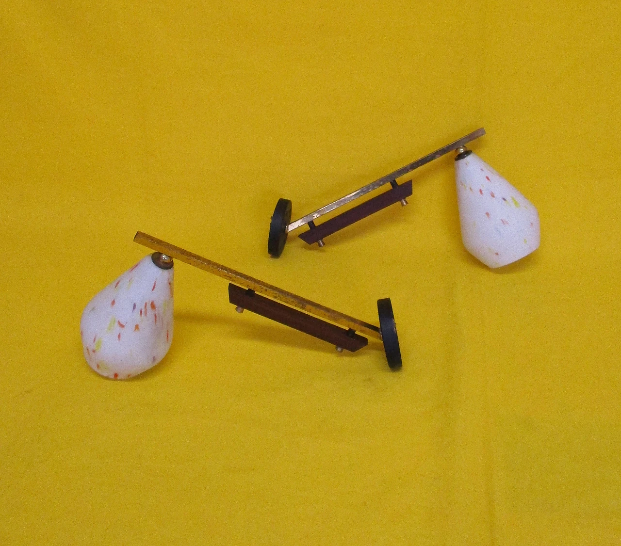 Pair of Stilnovo wall lights in opaline glass brass, 50s 2