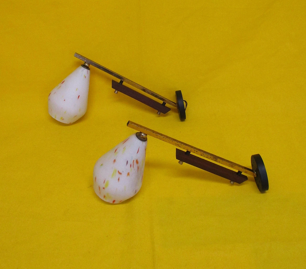 Pair of Stilnovo wall lights in opaline glass brass, 50s 3