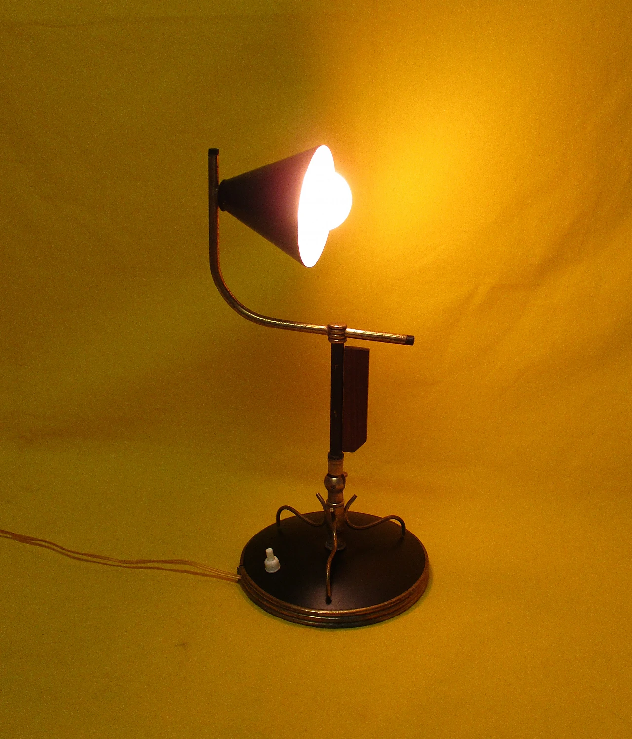 Stilnovo lamp in brass, aluminum, teak, 1950s 7