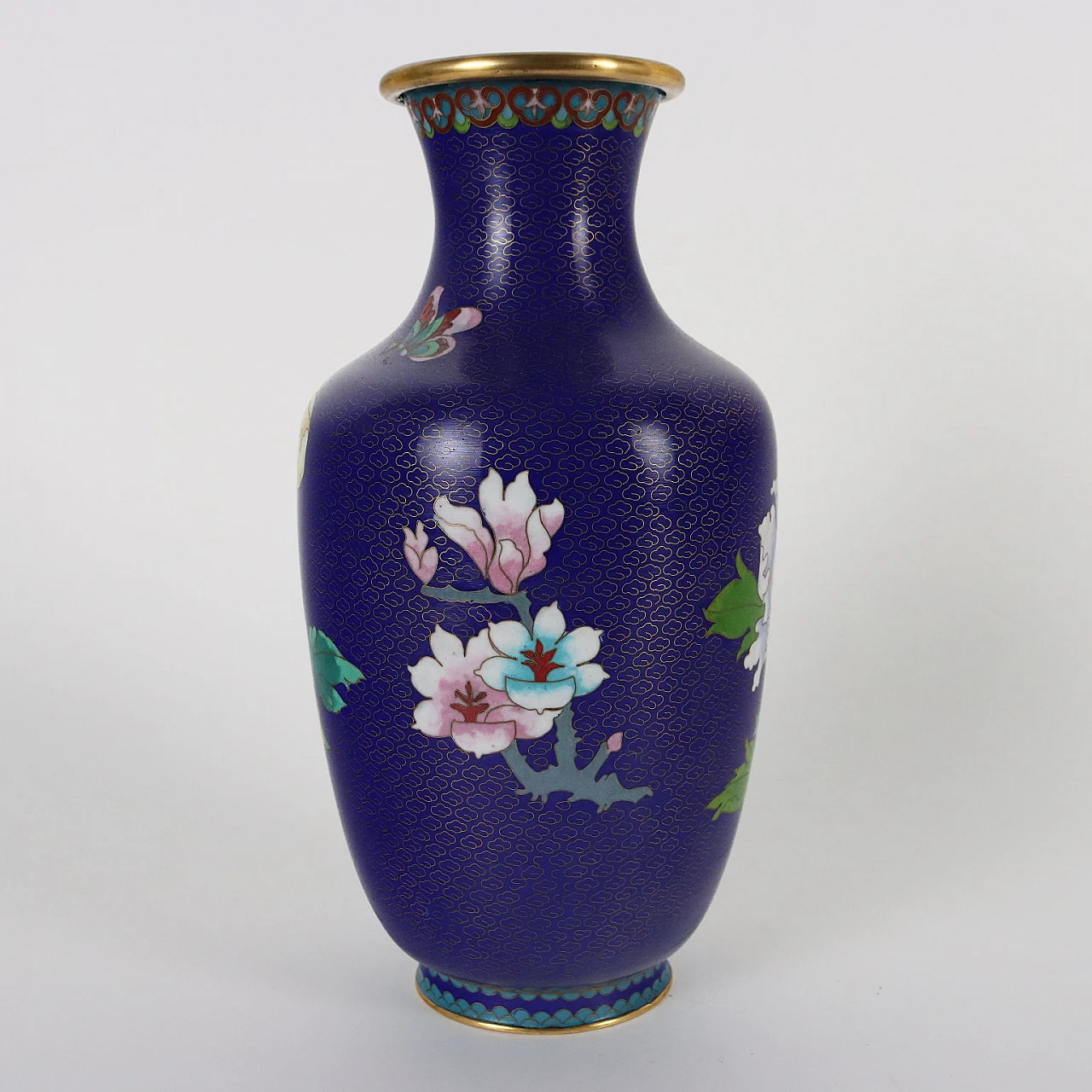 Chinese Cloisonné vase with coloured decoration, 20th century 6