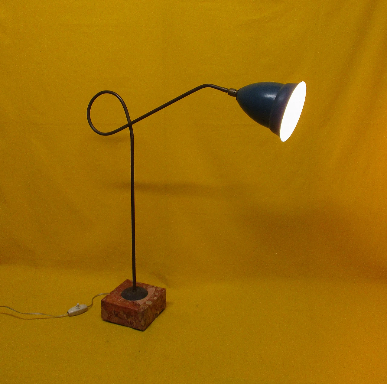 Arredoluce lamp in metal and marble, 1950s 8