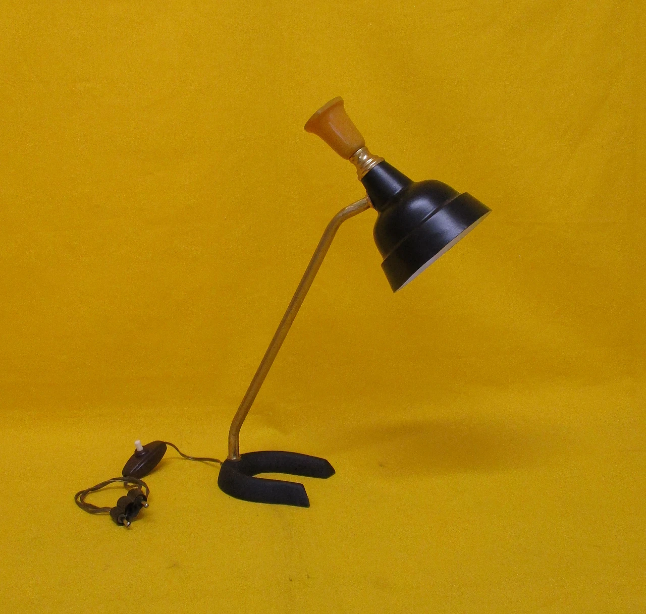 Arteluce lamp in brass and aluminum from the 1950s 1