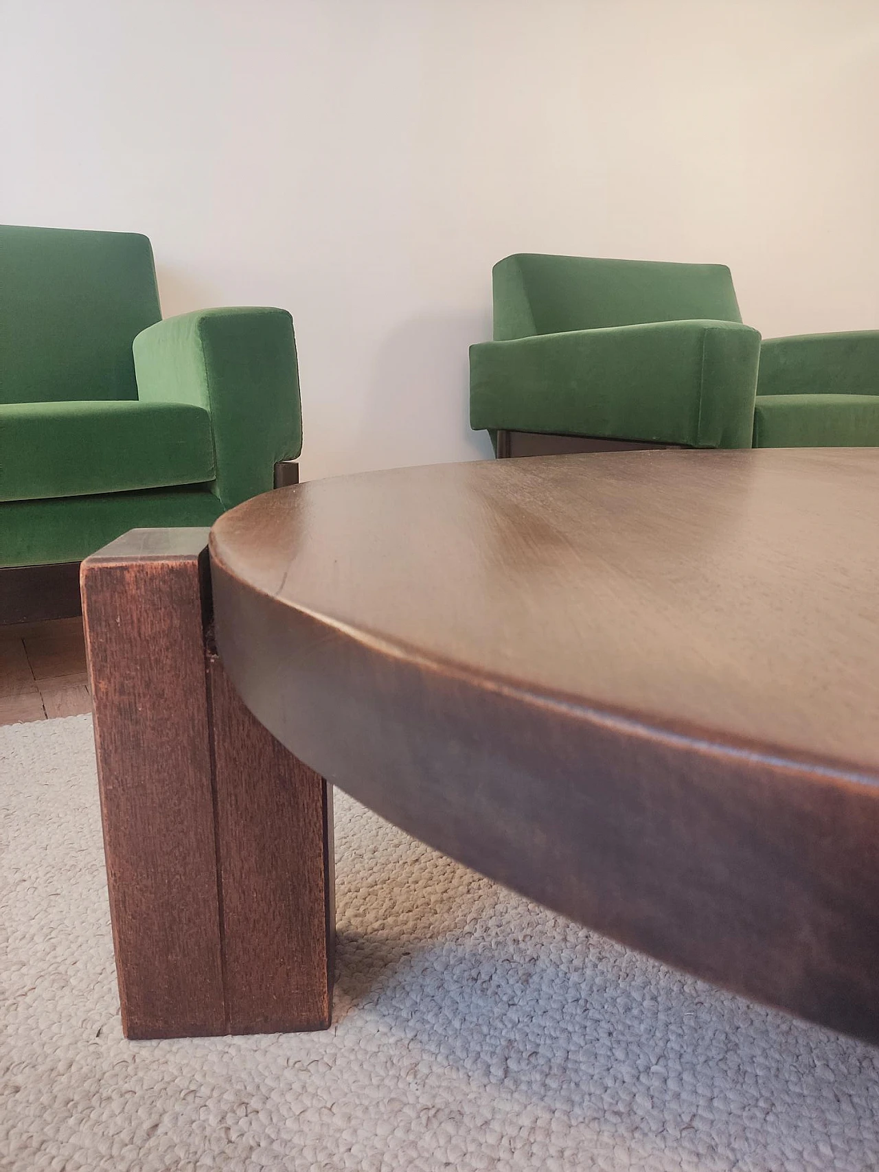 Circular oak coffee table, 60s 4