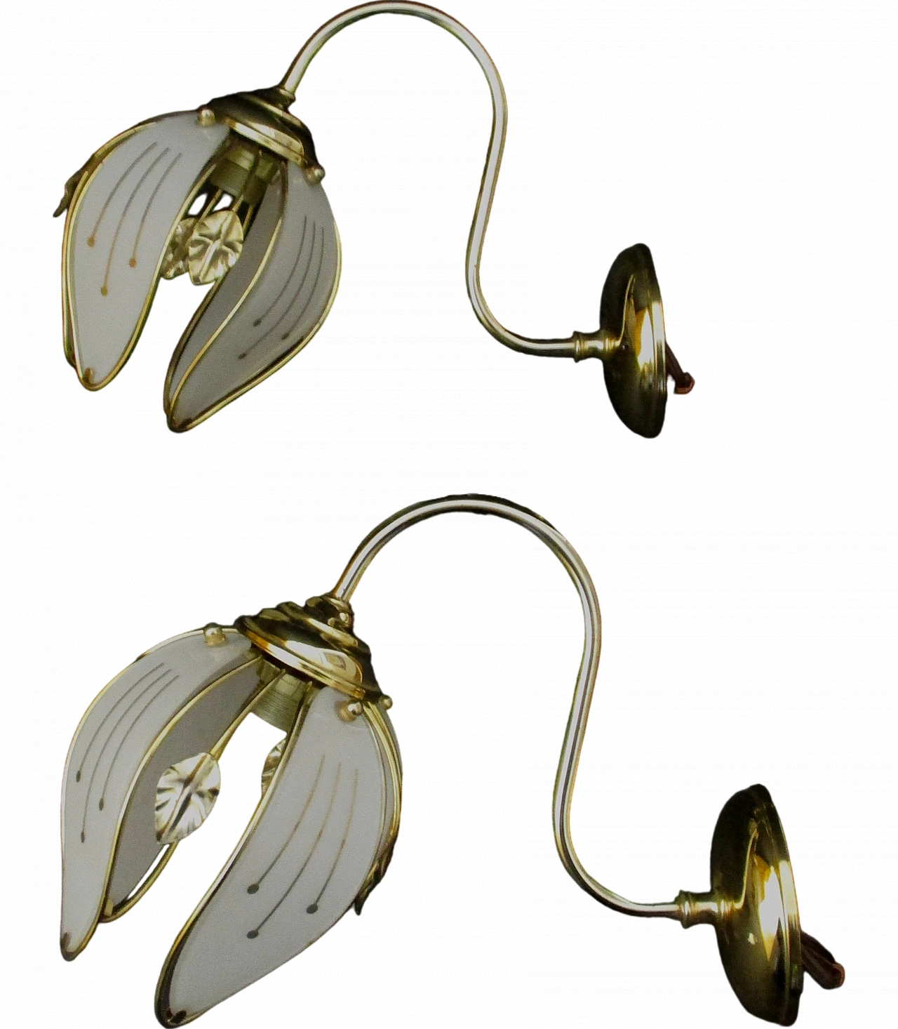 Pair of designer wall lights in brass and glass from the 1960s 6