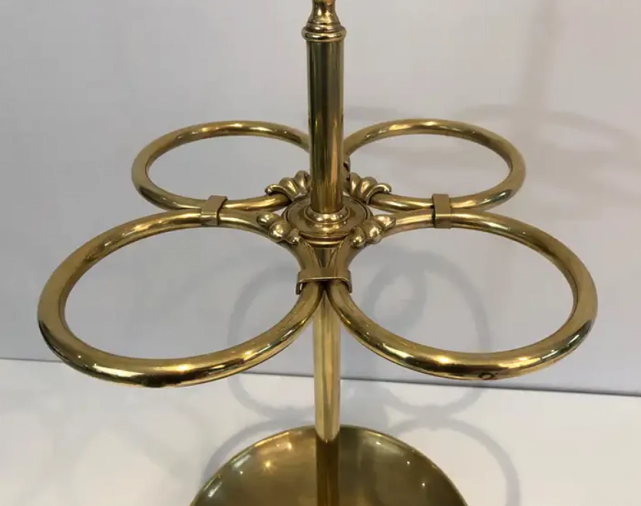 Round brass umbrella stand, early 20th century 5