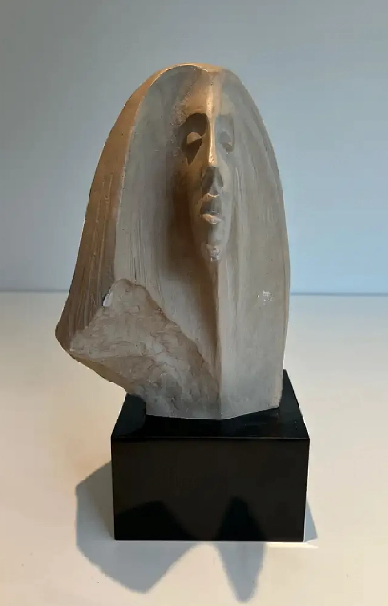 Terracotta sculpture representing a coman's face, 1980s 9