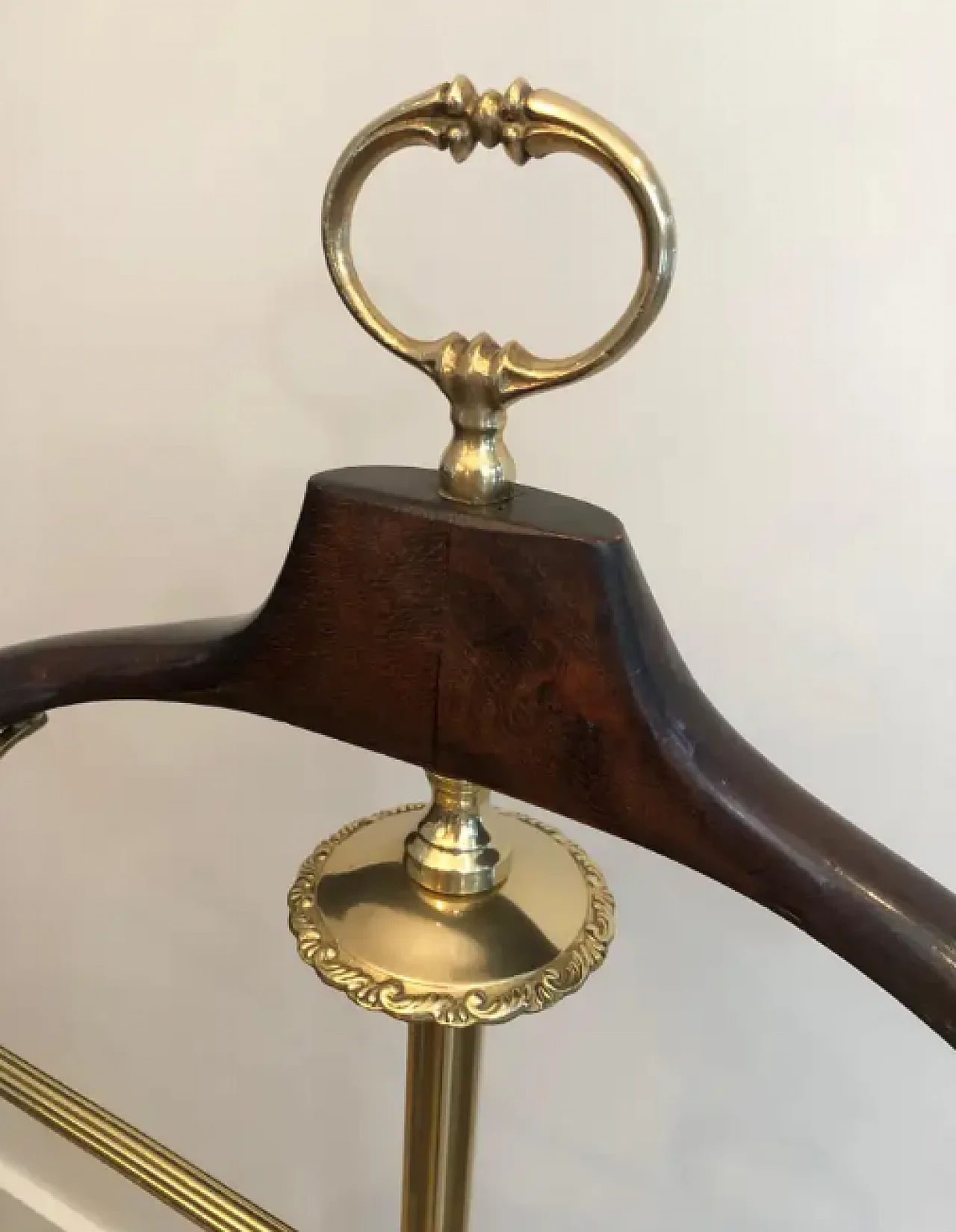 Neoclassical style brass and wood valet on casters, 1940s 8