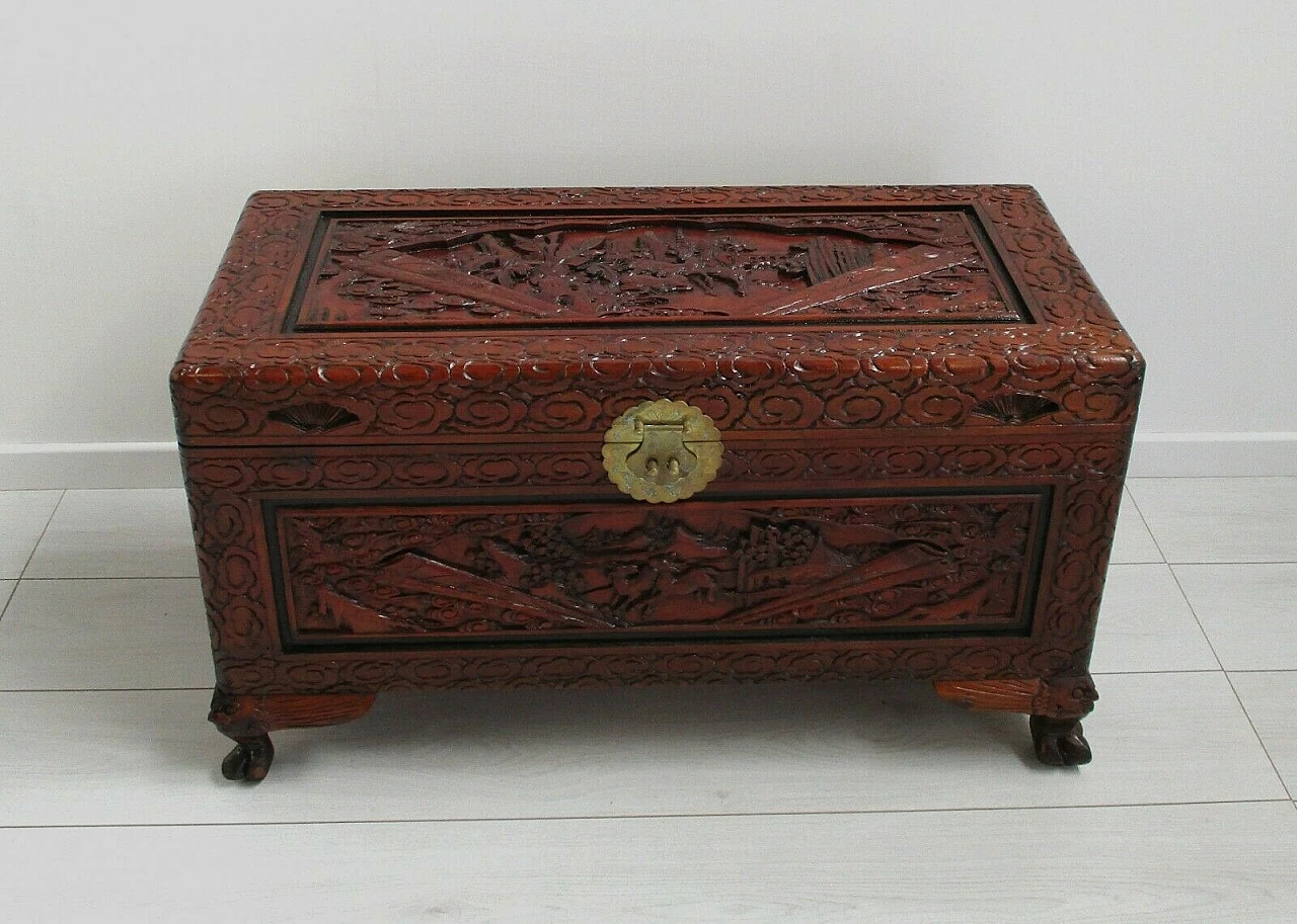 Chinese oriental trunk in carved and laquered wood, 20th century 3