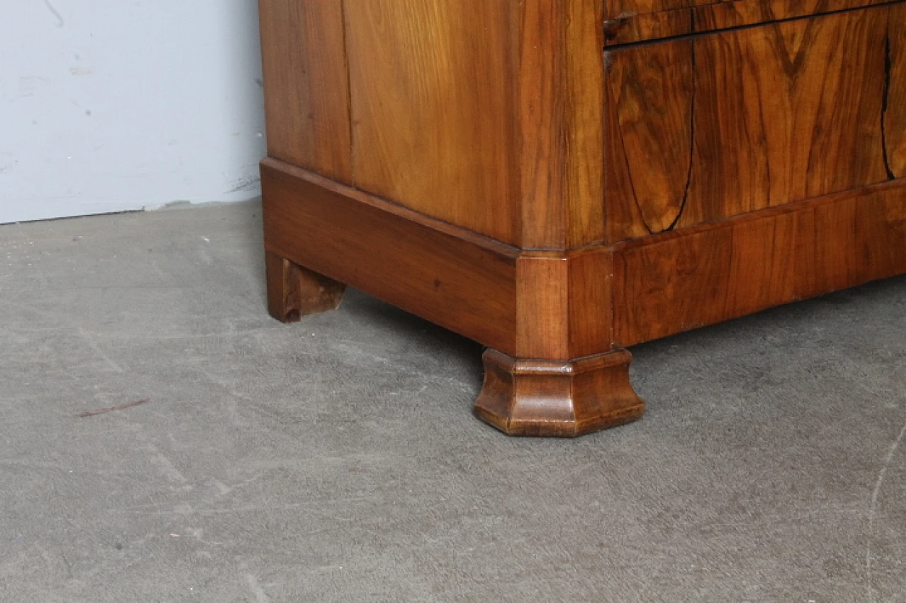 Chest of drawers in solid cappuccino blond walnut and burl, 1850 4