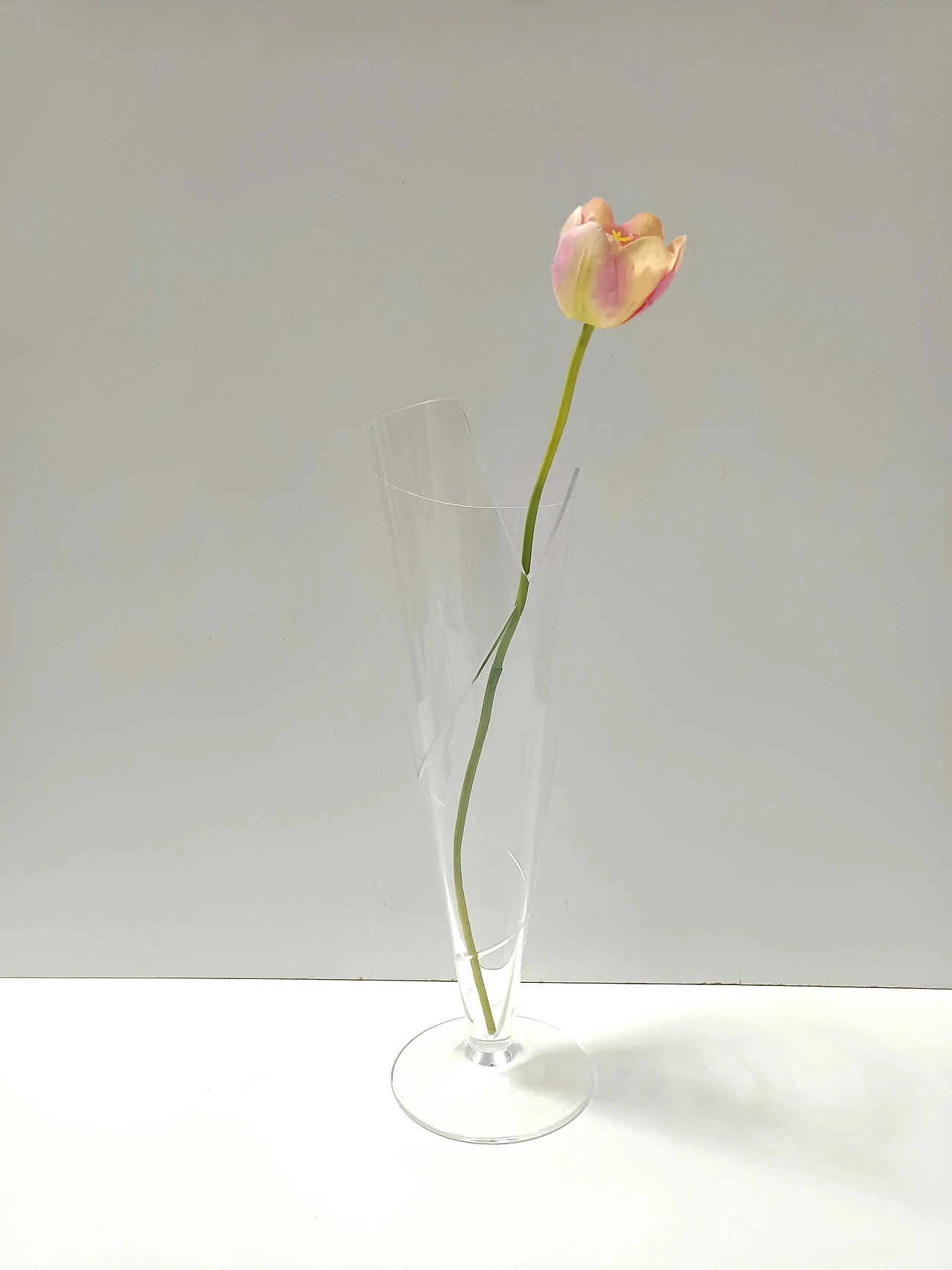 Transparent Murano Glass Vase "Cartoccio" by Carlo Moretti, Signed, 1983 2