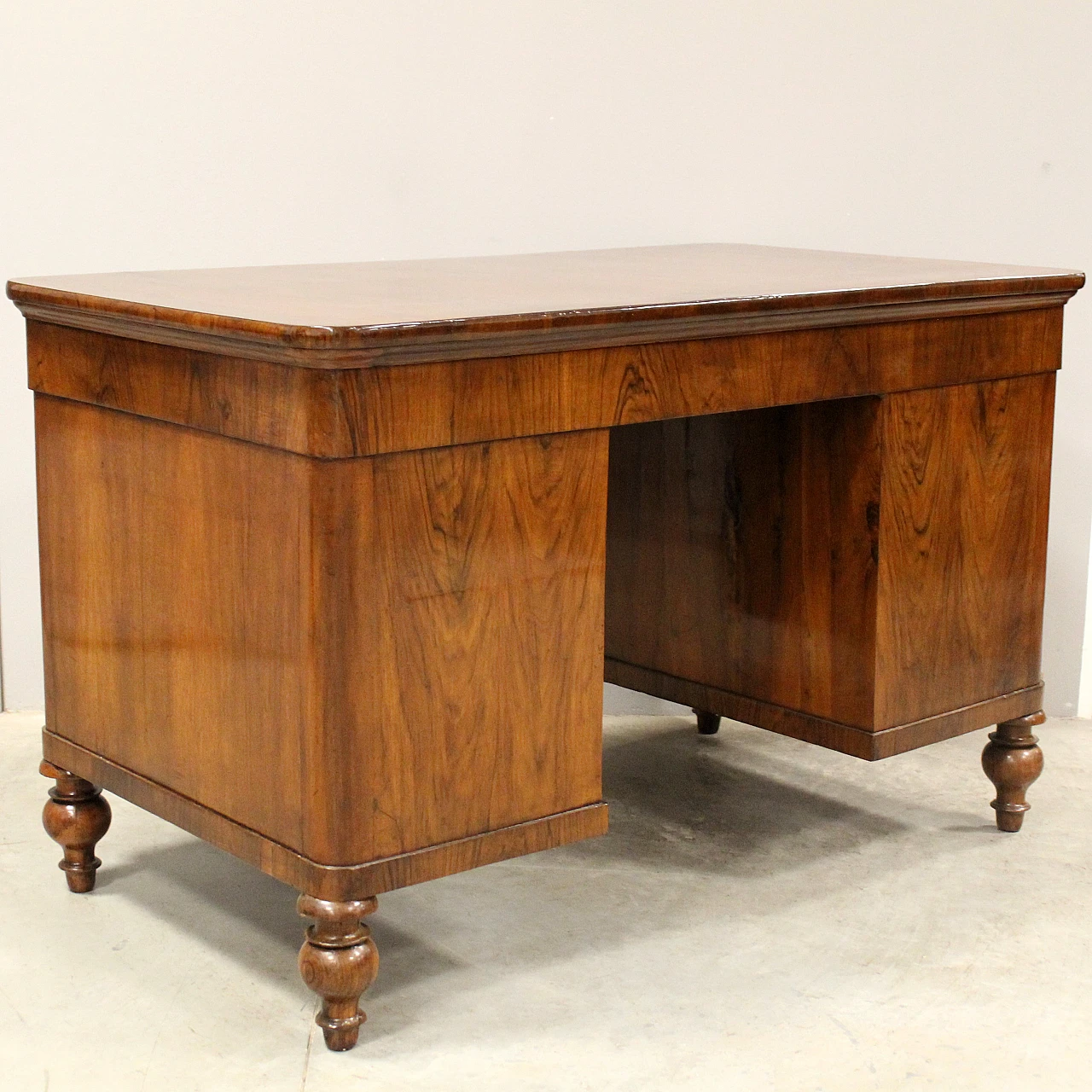 Louis Philippe desk in solid walnut with storage, 19th century 16