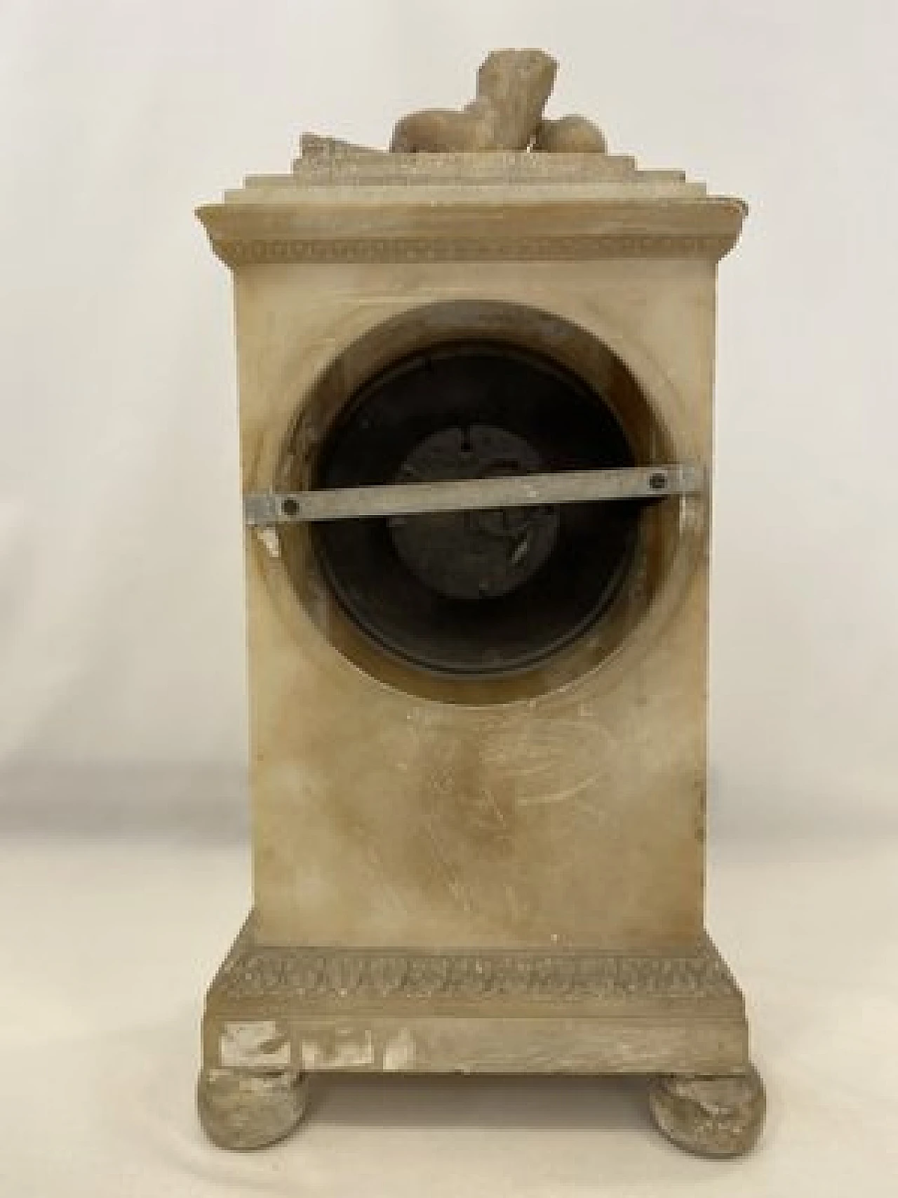 Alabaster temple clock, late 19th century 9