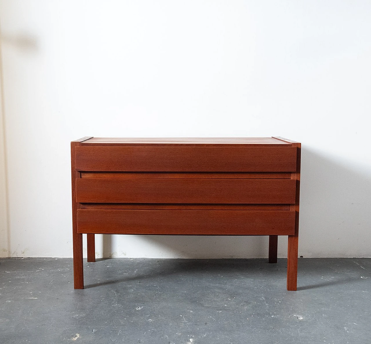 Teak chest of drawers, 1960s 12