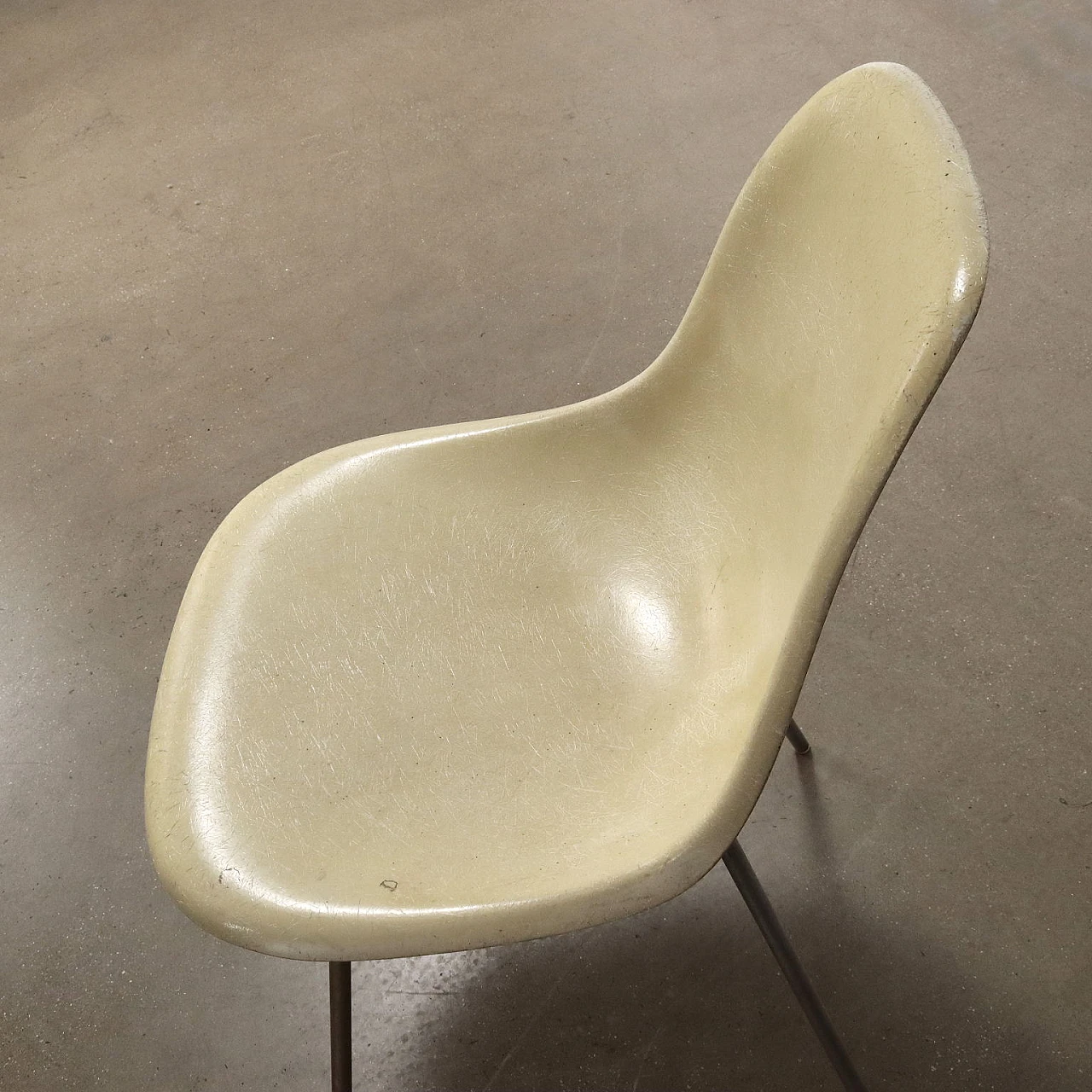 Sedia DSS di Charles & Ray Eames per Vitra, anni '60 3