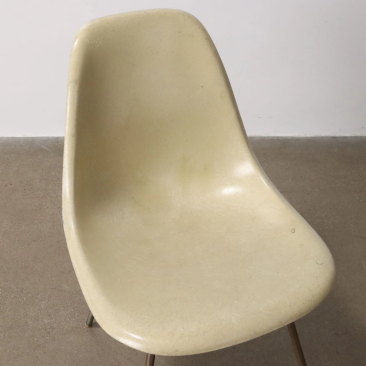 Sedia DSS di Charles & Ray Eames per Vitra, anni '60 4