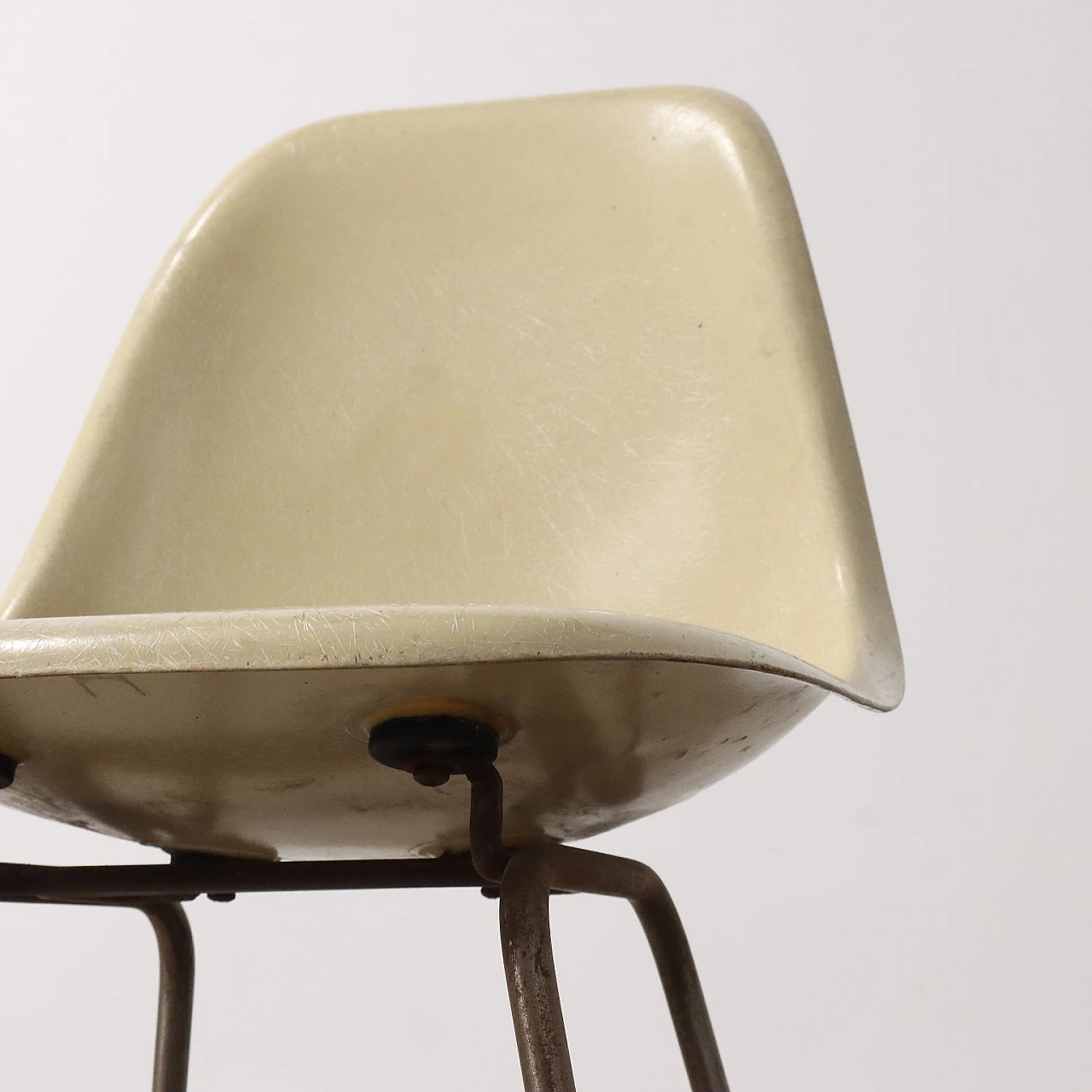 Sedia DSS di Charles & Ray Eames per Vitra, anni '60 6