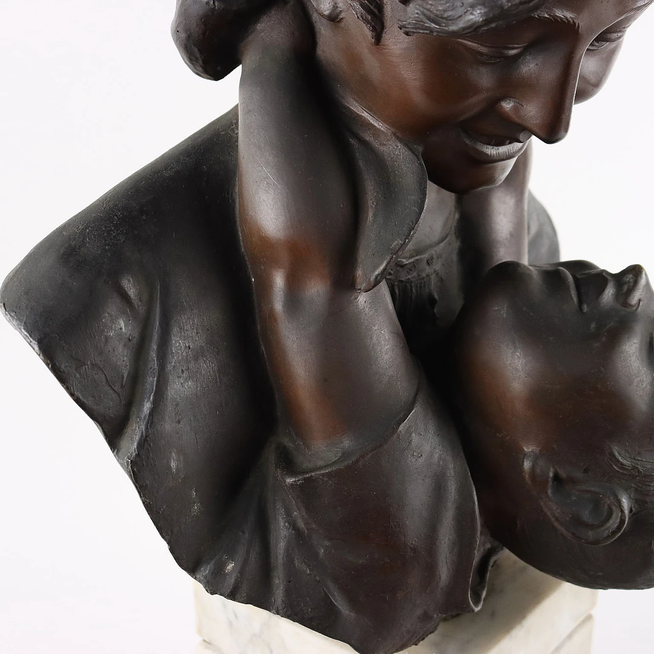 Maternity by Antonio Merente, bronze sculpture, late 20th century 7