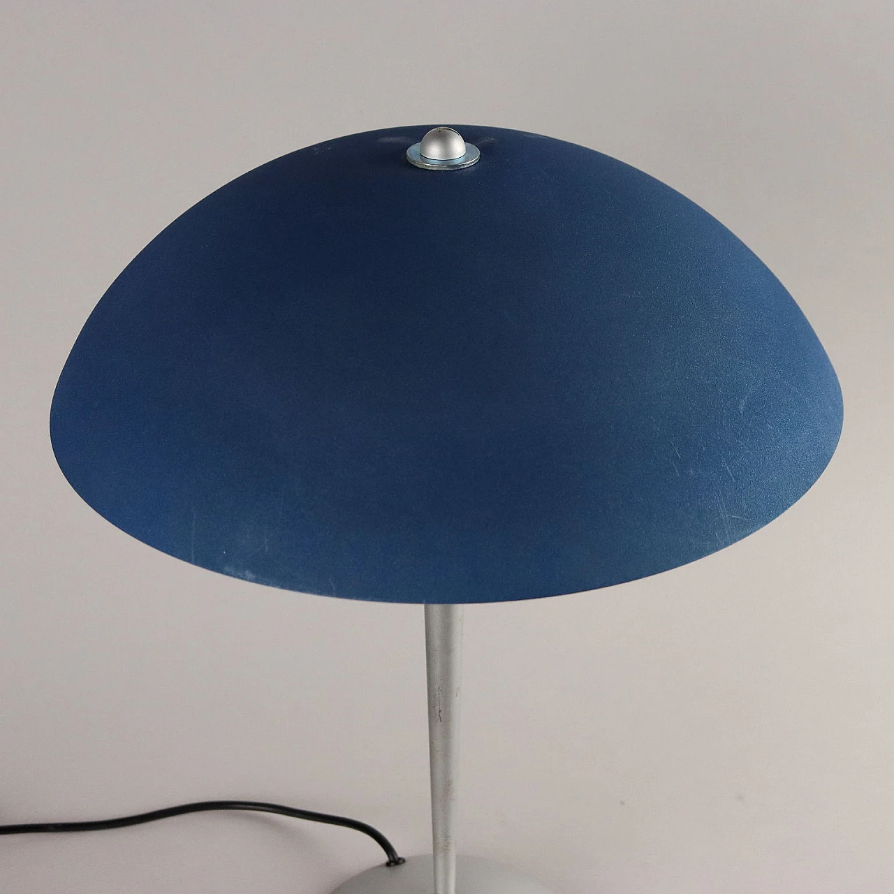 Chromed metal and blue enameled metal table lamp, 1980s 5