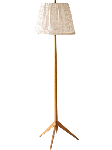 Floor lamp with fabric lampshade