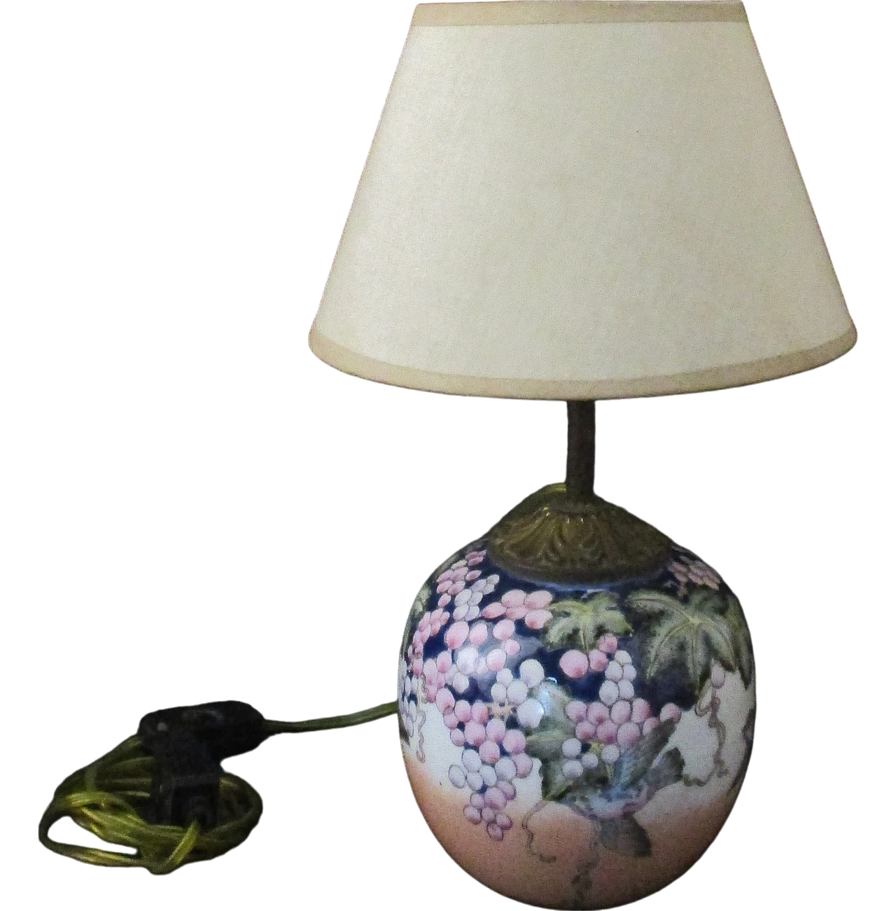 Oriental lamp in painted porcelain from the 1950s 12