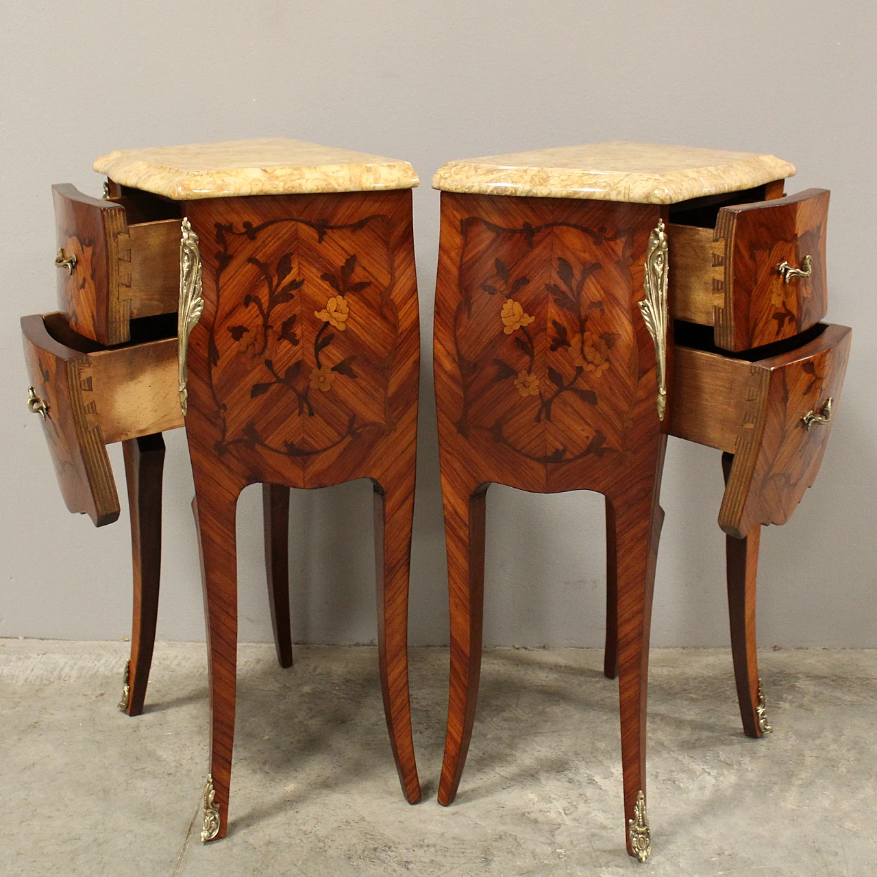 Pair of Napoleon III style inlaid bedside tables, 20th century 5