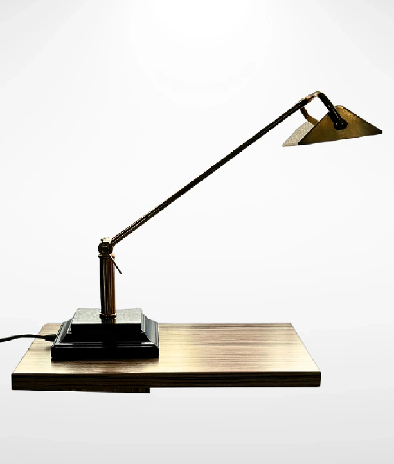 Jointed brass and marble desk lamp, 1970s 3