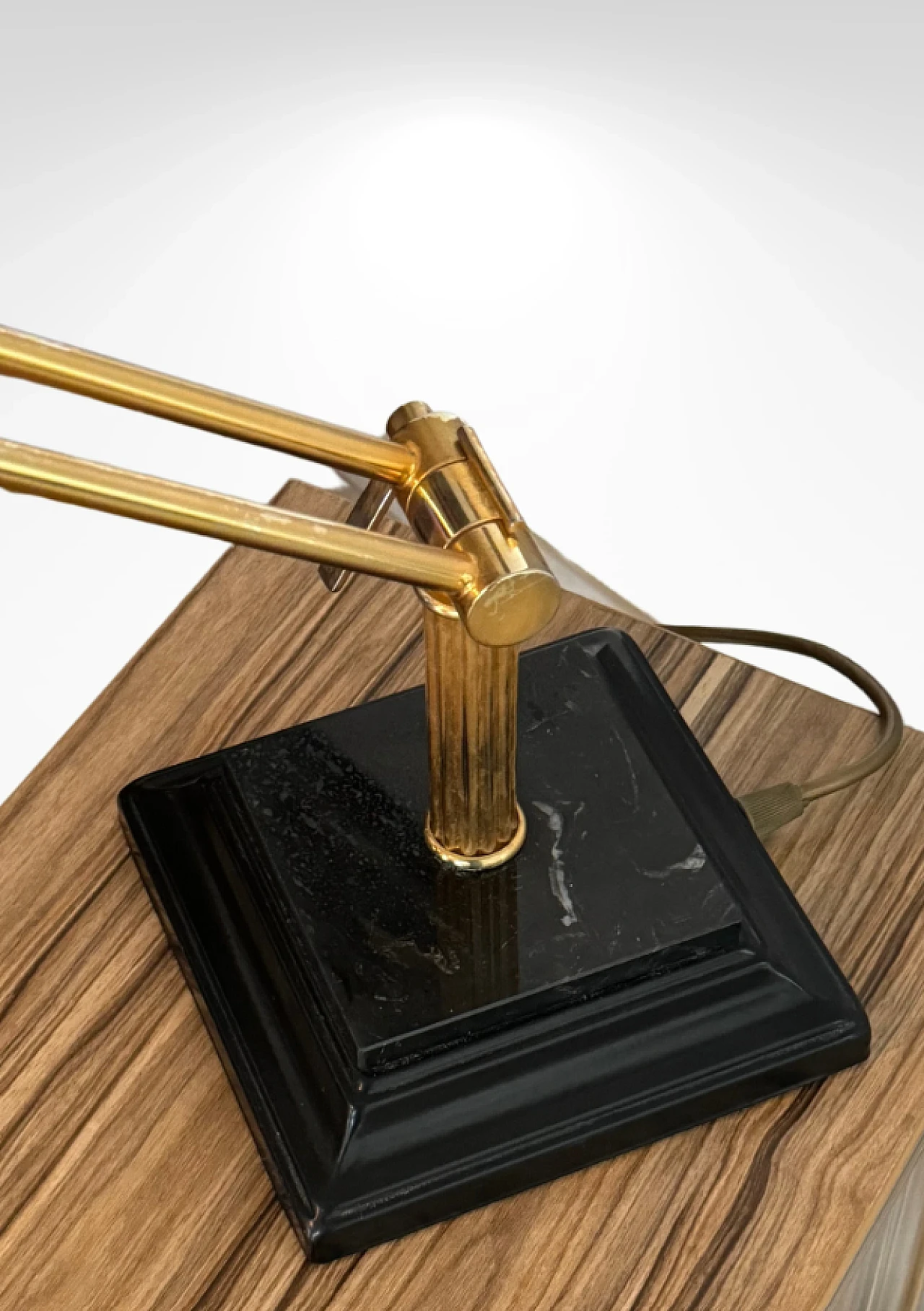 Jointed brass and marble desk lamp, 1970s 8