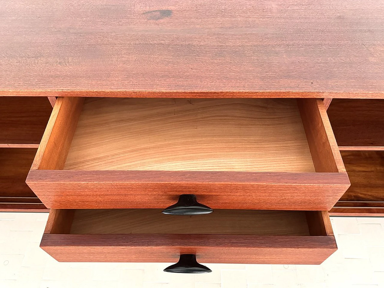 Sideboard in mahogany, 1960s 15